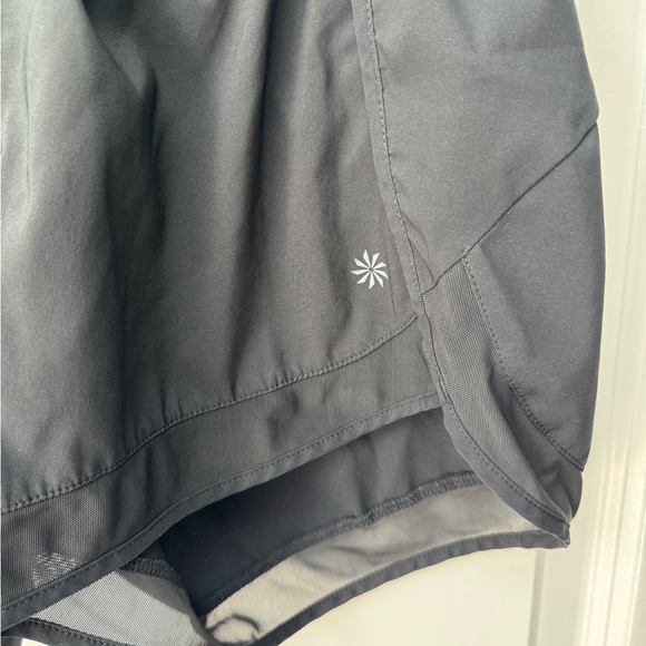 Athleta Mesh Racer Run Short 4” - Picture 2 of 5
